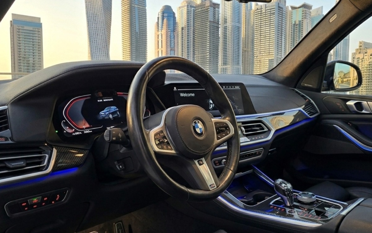2023 BMW X5 M50i in Matte Black — gallery photo 7 in Dubai