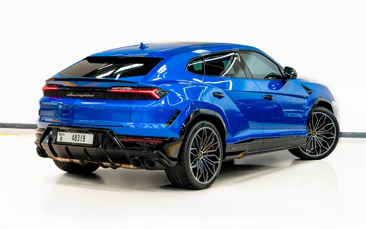 2025 Lamborghini Urus SE in Cobalt Blue — gallery photo 4 in Dubai