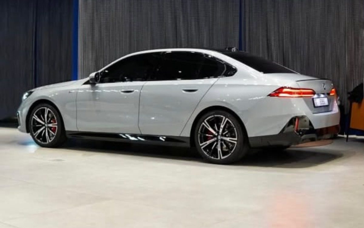 2026 BMW 5 Series 520i in Silver Metallic — gallery photo 3 in Dubai