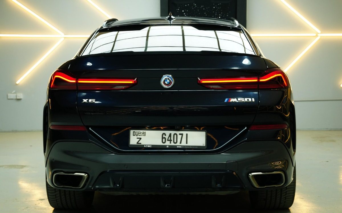 2024 BMW X6 M50i in Solid Black — gallery photo 4 in Dubai