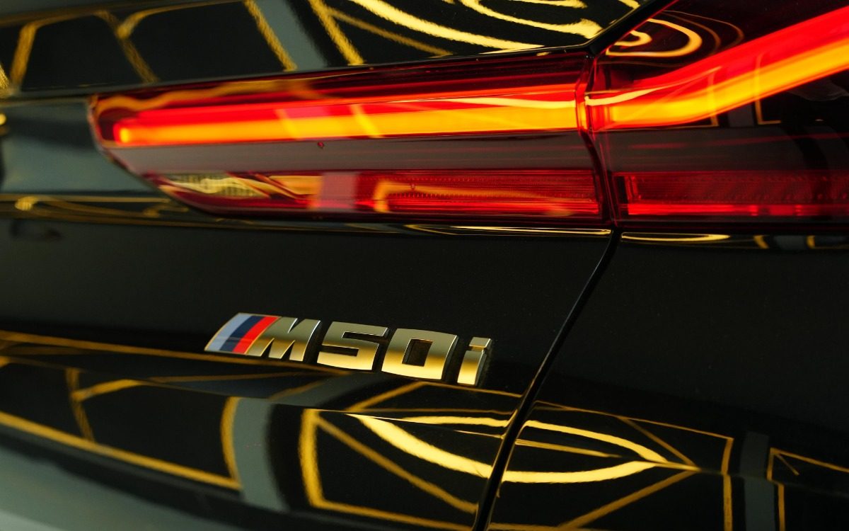 2024 BMW X6 M50i in Solid Black — gallery photo 5 in Dubai
