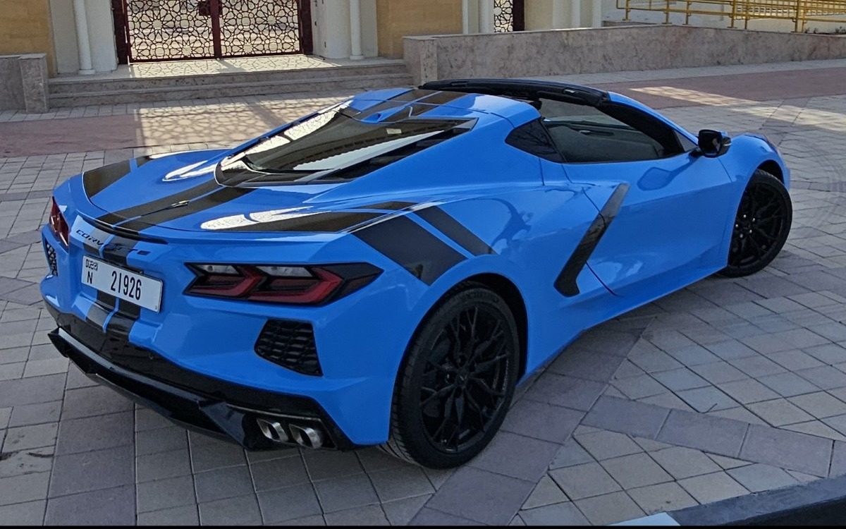 2025 Chevrolet Corvette in Riviera Blue — gallery photo 5 in Dubai
