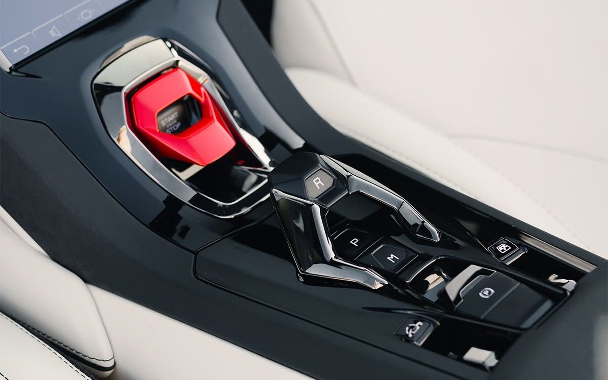 2024 Lamborghini Huracán EVO Spyder in Dark Grey — gallery photo 12 in Dubai