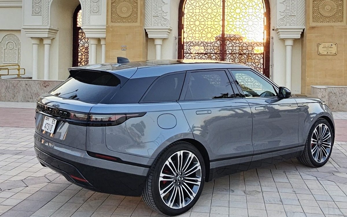 2024 Range Rover Velar R-Dynamic HSE in Titanium Grey — gallery photo 6 in Dubai