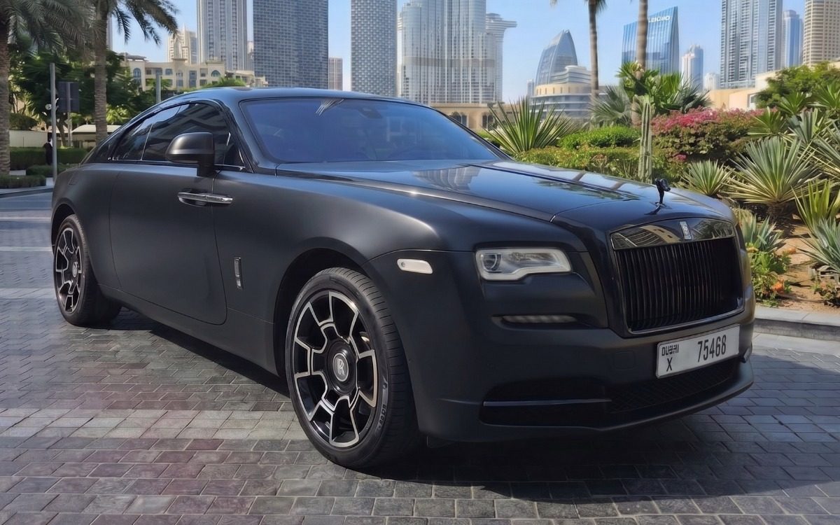 2019 Rolls-Royce Wraith in Matte Black — gallery photo 2 in Dubai
