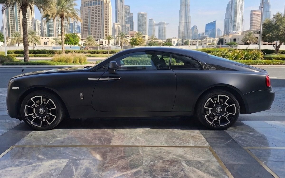 2019 Rolls-Royce Wraith in Matte Black — gallery photo 5 in Dubai